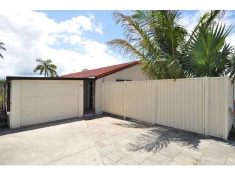 1/108 Oxley Drive, Paradise Point QLD 4216