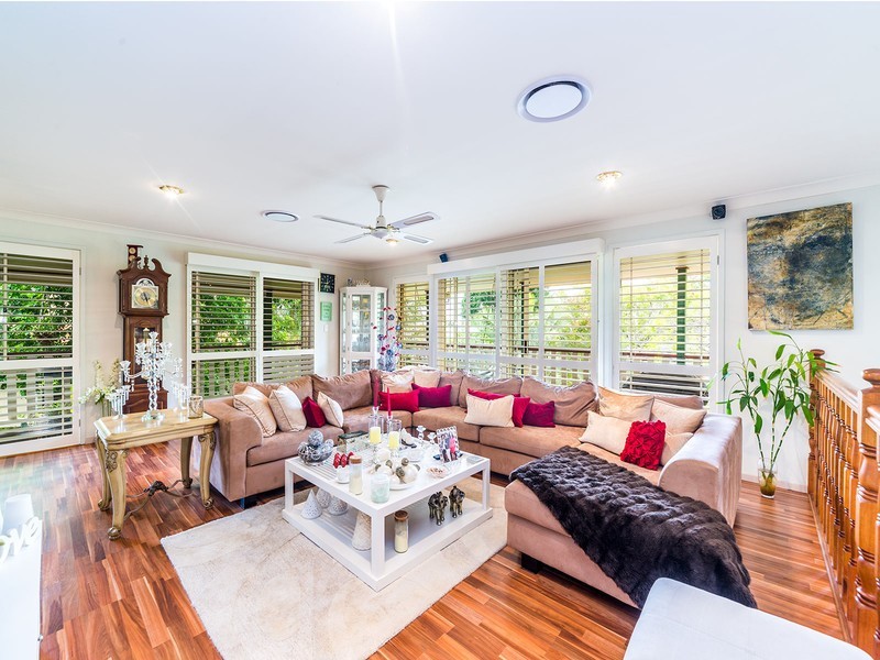 52 Zoeller Drive, Parkwood QLD 4214