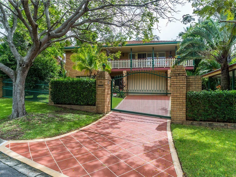 52 Zoeller Drive, Parkwood QLD 4214