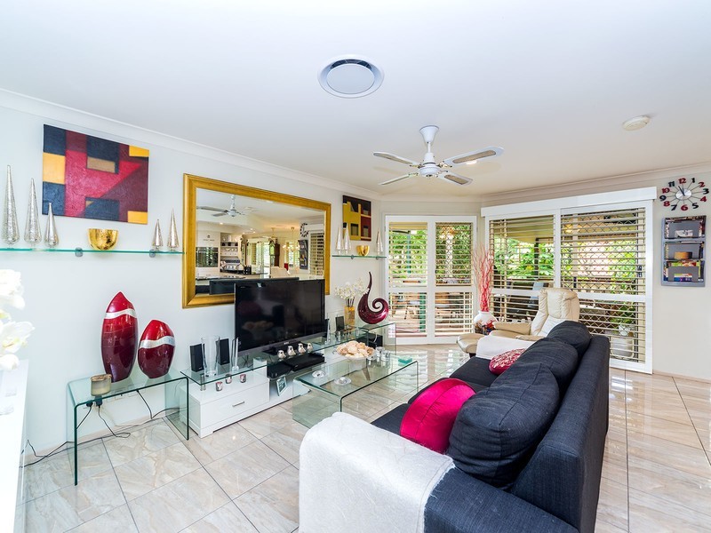 52 Zoeller Drive, Parkwood QLD 4214