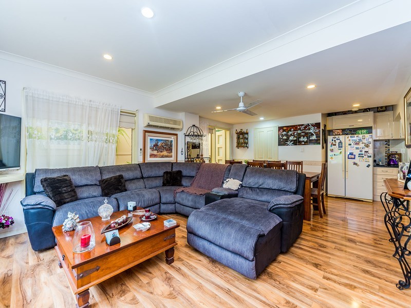 52 Zoeller Drive, Parkwood QLD 4214