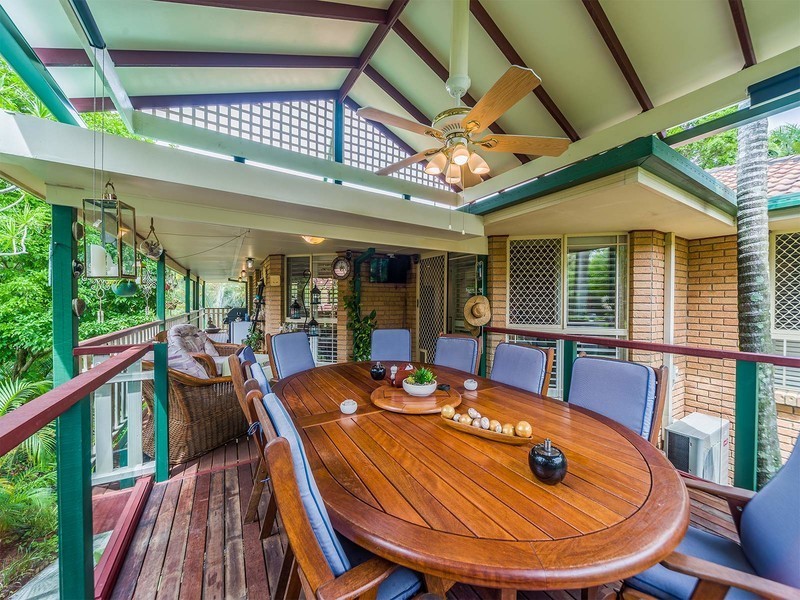 52 Zoeller Drive, Parkwood QLD 4214