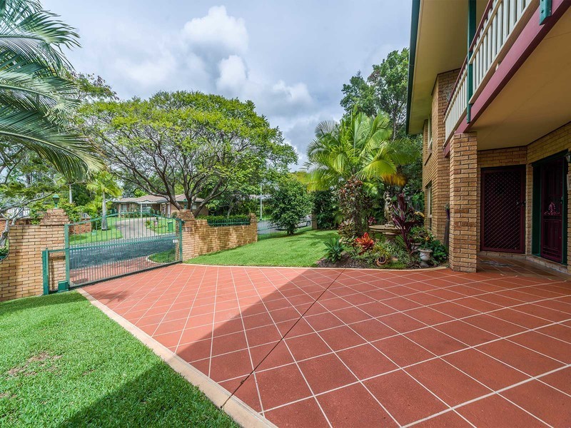 52 Zoeller Drive, Parkwood QLD 4214