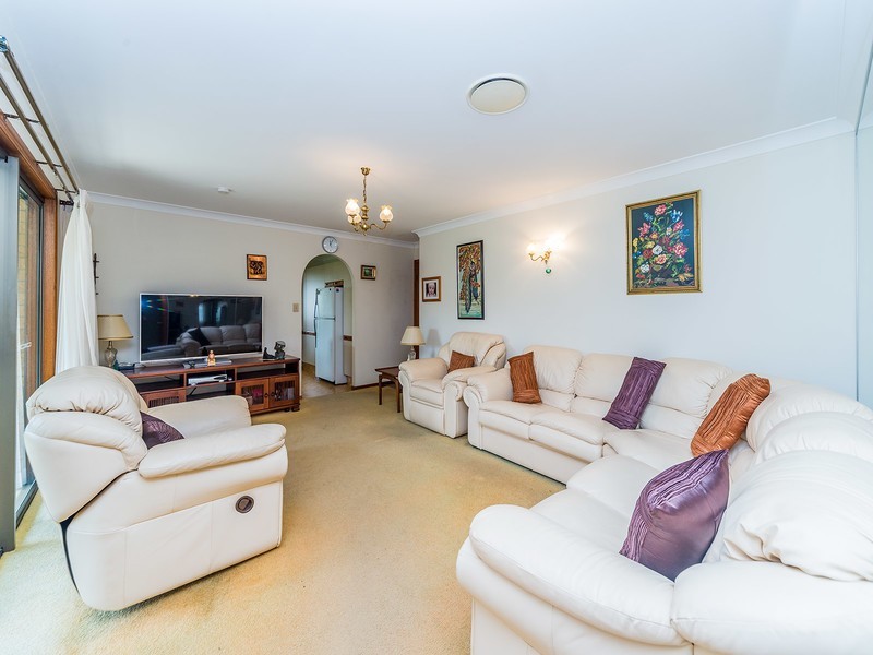 23 Tradewinds Avenue, Paradise Point QLD 4216