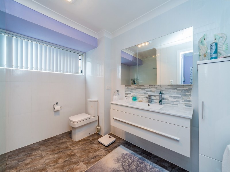 2/18 Holly Avenue, Hollywell QLD 4216