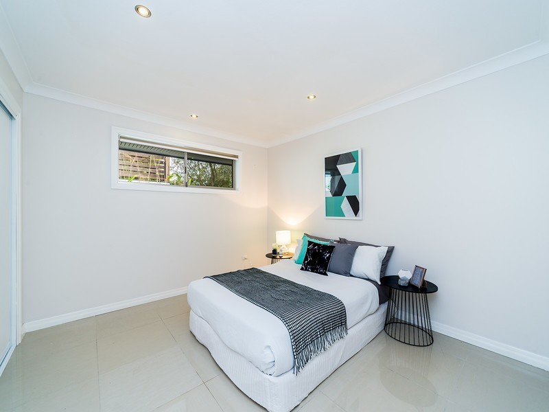 25 Ashgrove Avenue, Runaway Bay QLD 4216