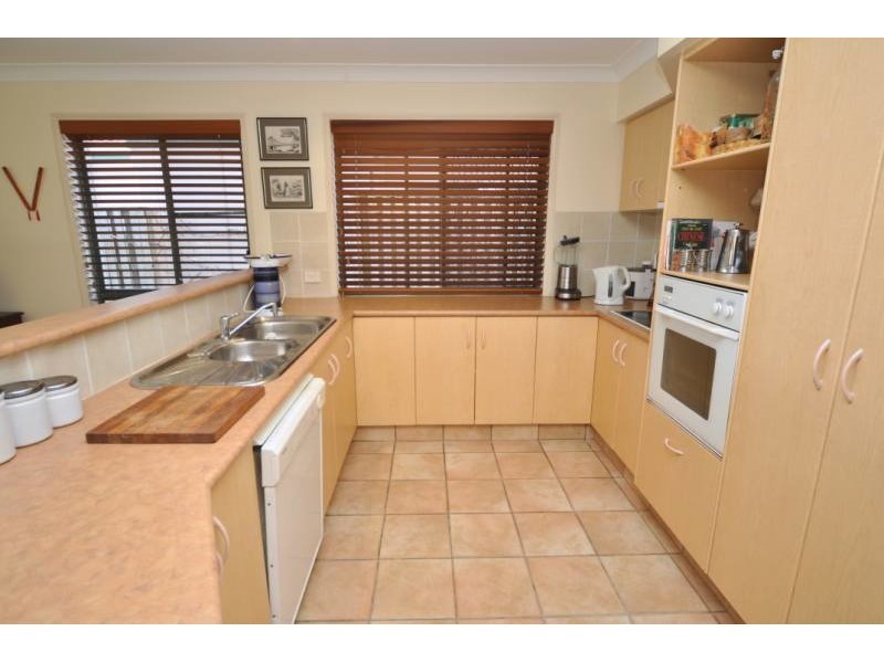 61 The Estuary, Coombabah QLD 4216