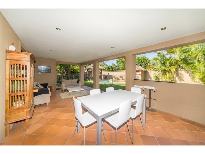 145 Bayview Street, Runaway Bay QLD 4216