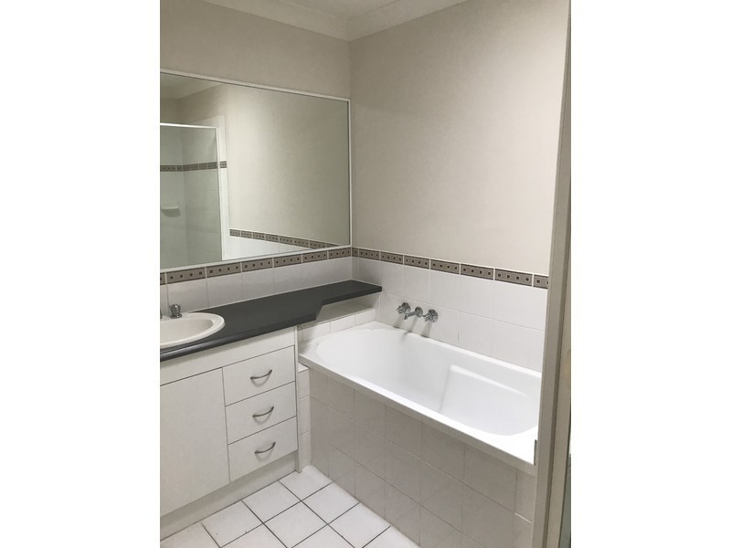 21 Nicola Way, Upper Coomera QLD 4209
