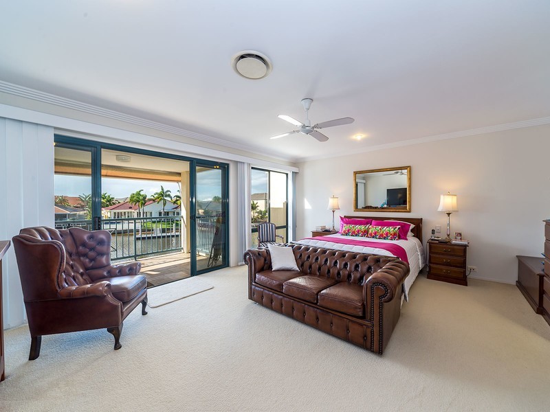 19/87 Morala Avenue, Runaway Bay QLD 4216