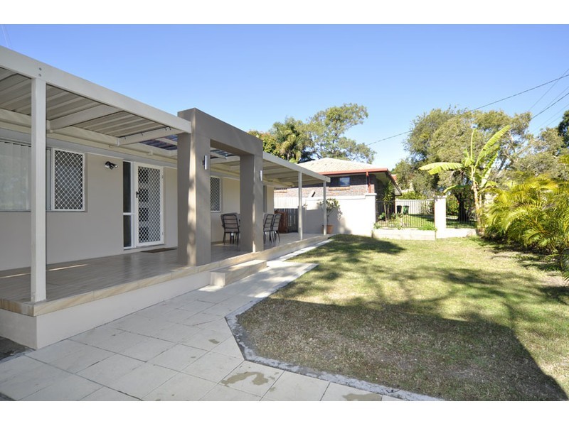 49 Harris Street, Labrador QLD 4215