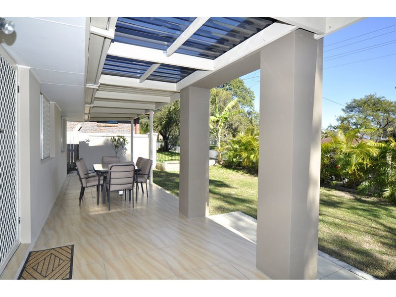 49 Harris Street, Labrador QLD 4215