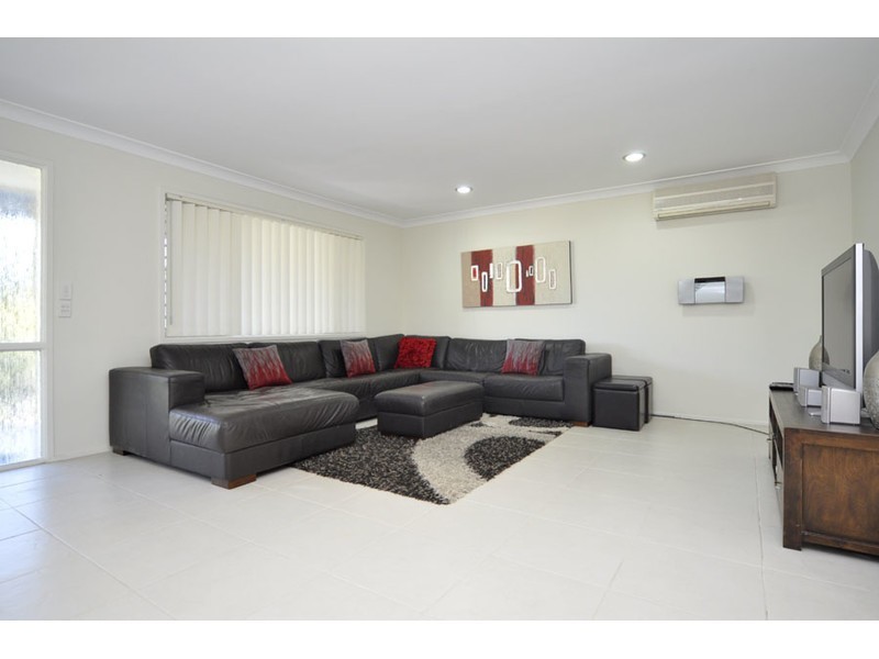 49 Harris Street, Labrador QLD 4215