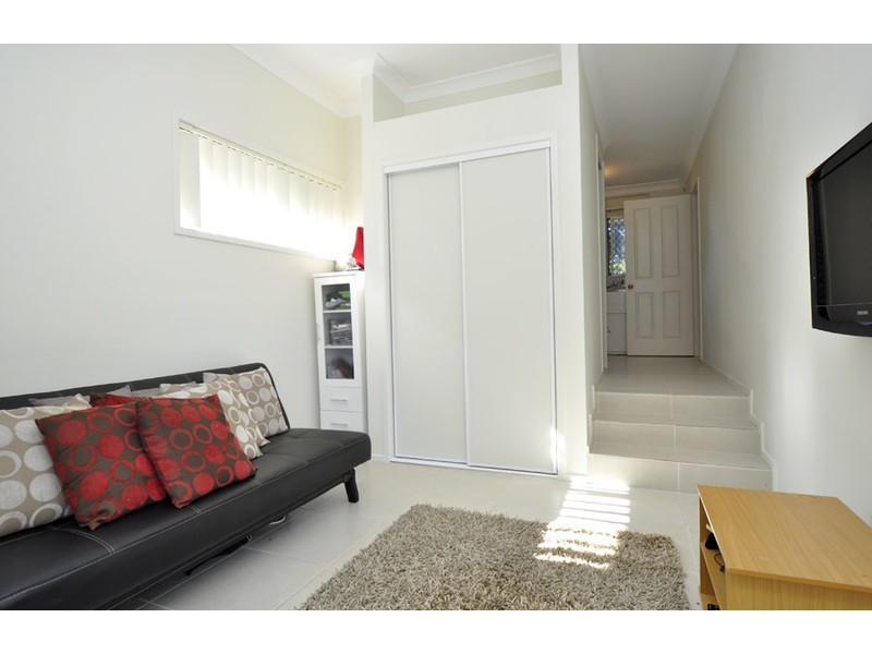 49 Harris Street, Labrador QLD 4215