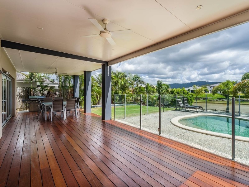 12 Rushcutter Avenue, Oxenford QLD 4210