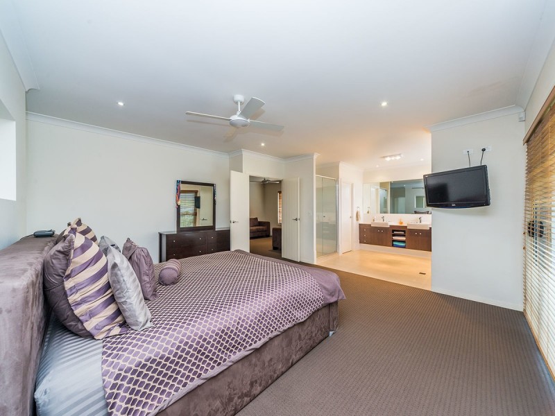 12 Rushcutter Avenue, Oxenford QLD 4210