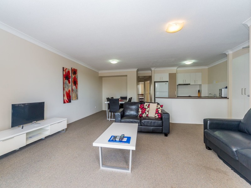 34/37 Bayview Street, Runaway Bay QLD 4216