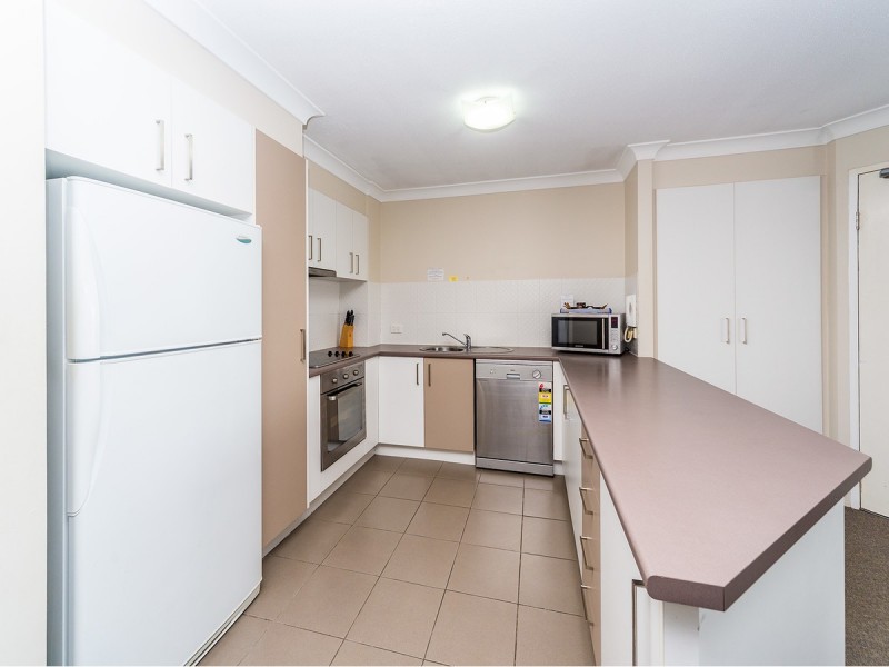 34/37 Bayview Street, Runaway Bay QLD 4216