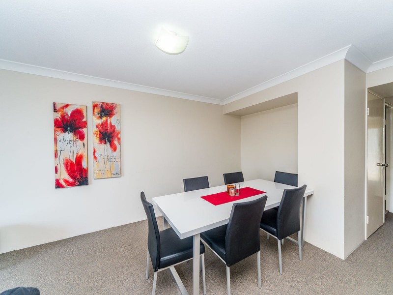 34/37 Bayview Street, Runaway Bay QLD 4216