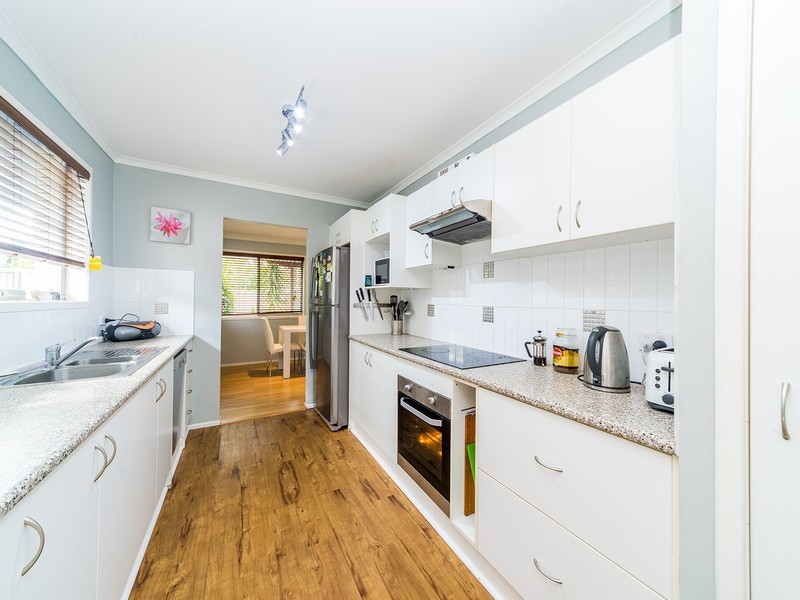 28 Tallara Street, Coombabah QLD 4216