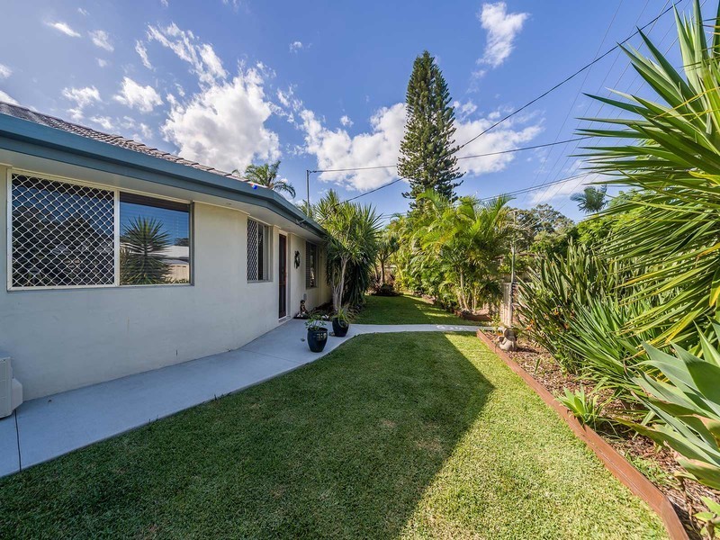 28 Tallara Street, Coombabah QLD 4216
