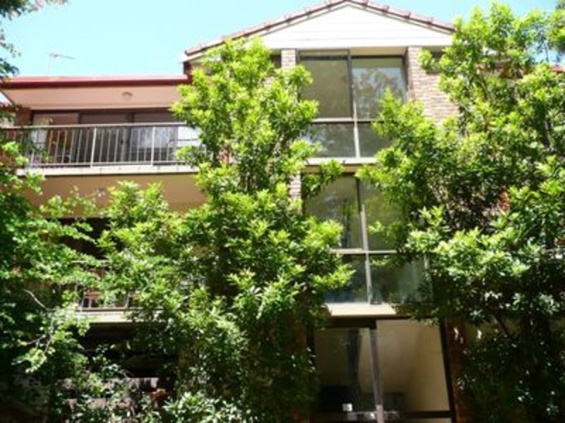 25/160 Frank Street, Labrador QLD 4215