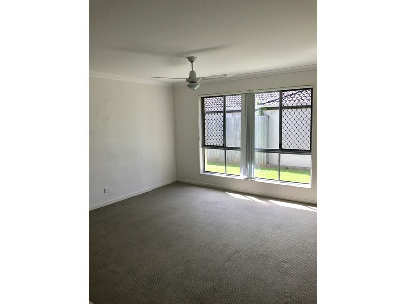 25 Firecrest Close, Upper Coomera QLD 4209