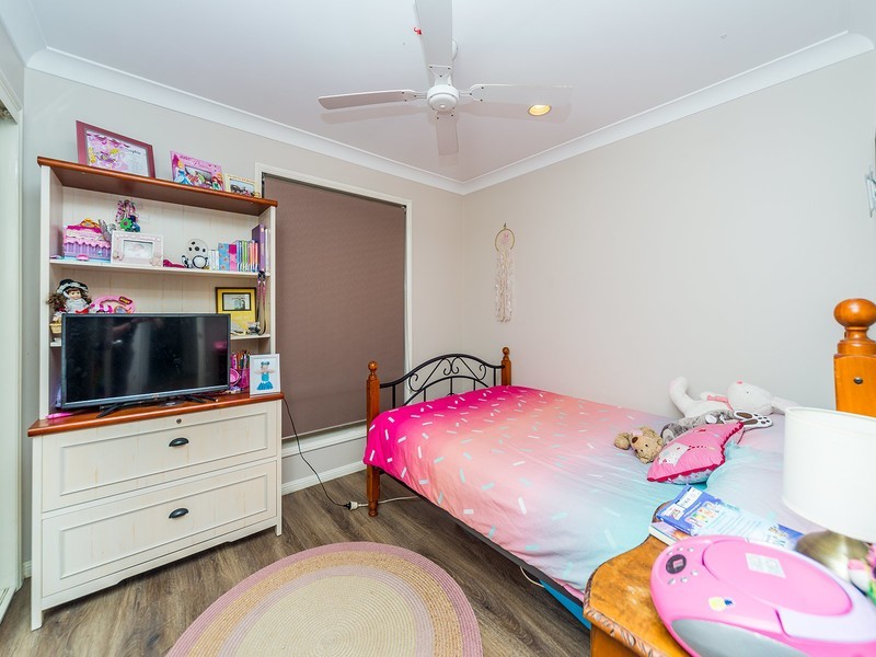 17 Tocumwal Court, Helensvale QLD 4212