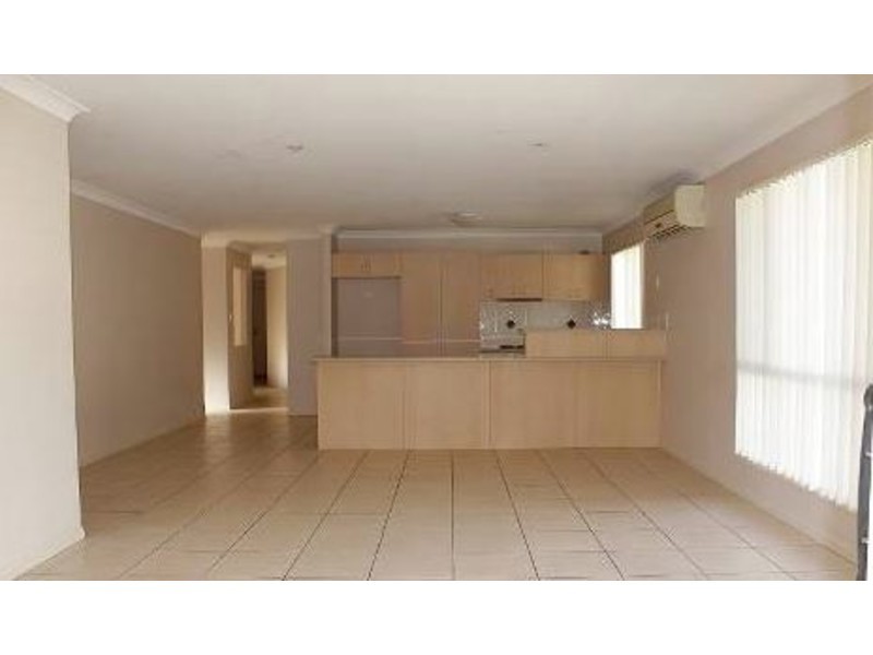 28 Billinghurst Crescent, Upper Coomera QLD 4209