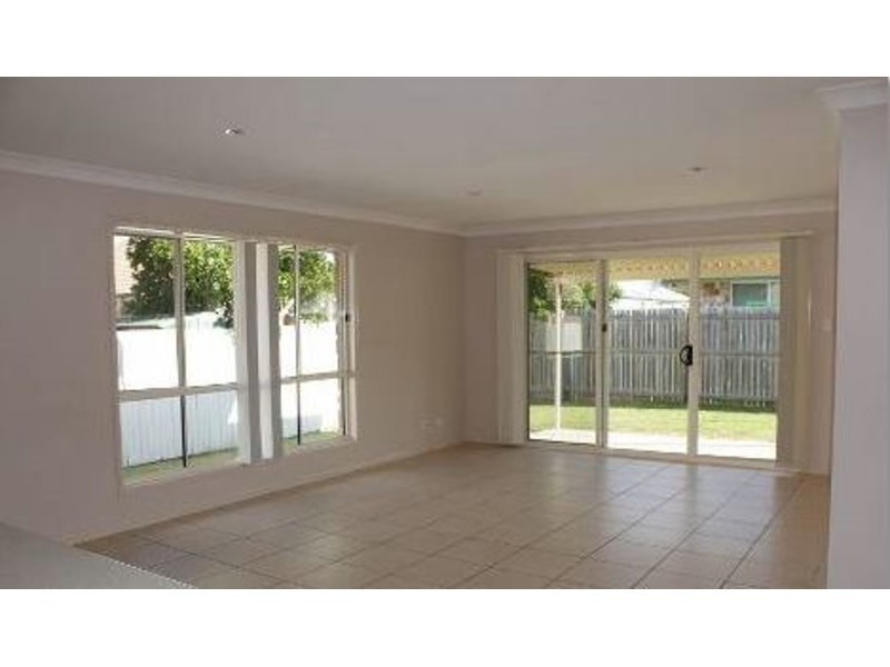 28 Billinghurst Crescent, Upper Coomera QLD 4209