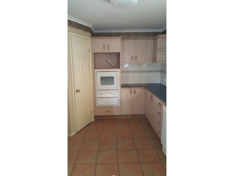 12 Castle Rock Street, Parkwood QLD 4214