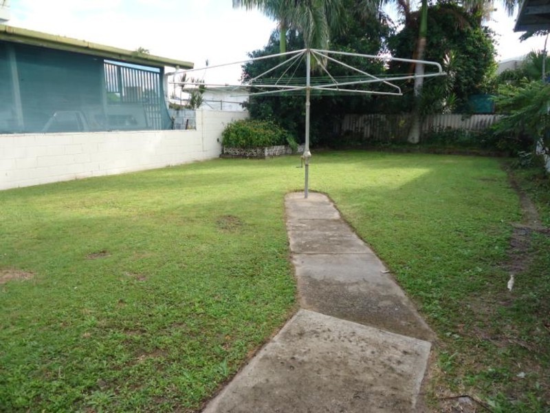 9 Oleander Avenue, Biggera Waters QLD 4216