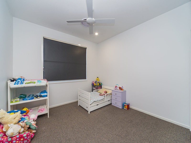 1/17 Drake Avenue, Paradise Point QLD 4216