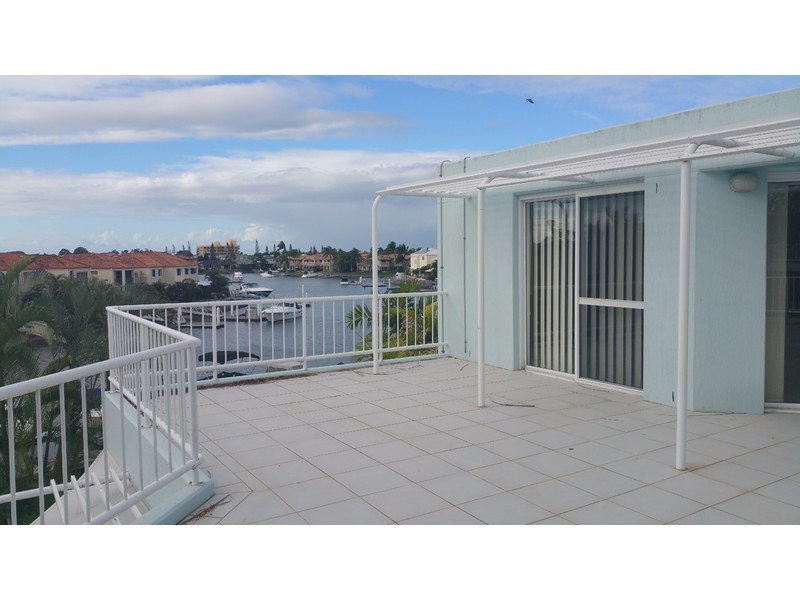 34/75 Morala Avenue, Runaway Bay QLD 4216