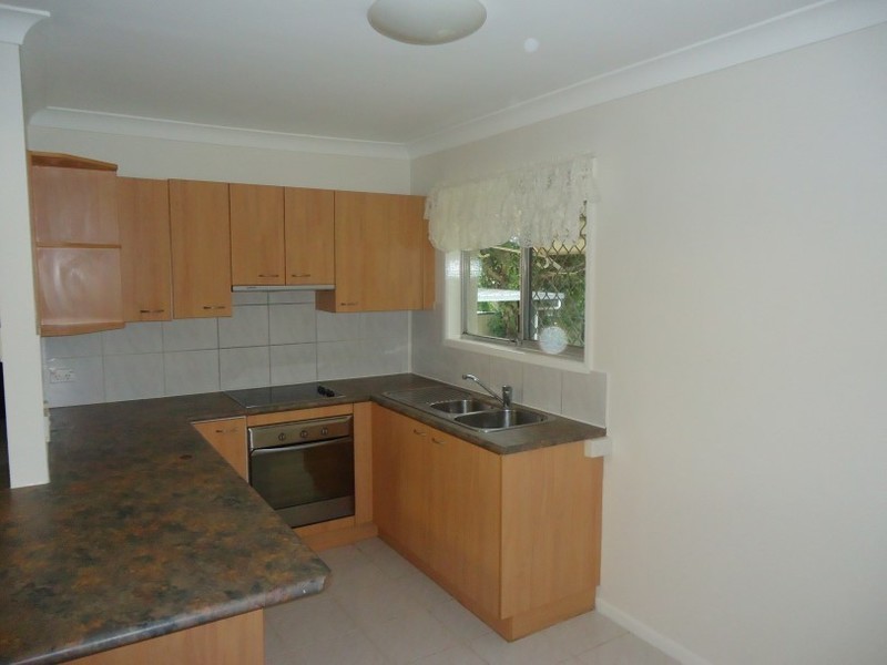 167 Government Road, Labrador QLD 4215