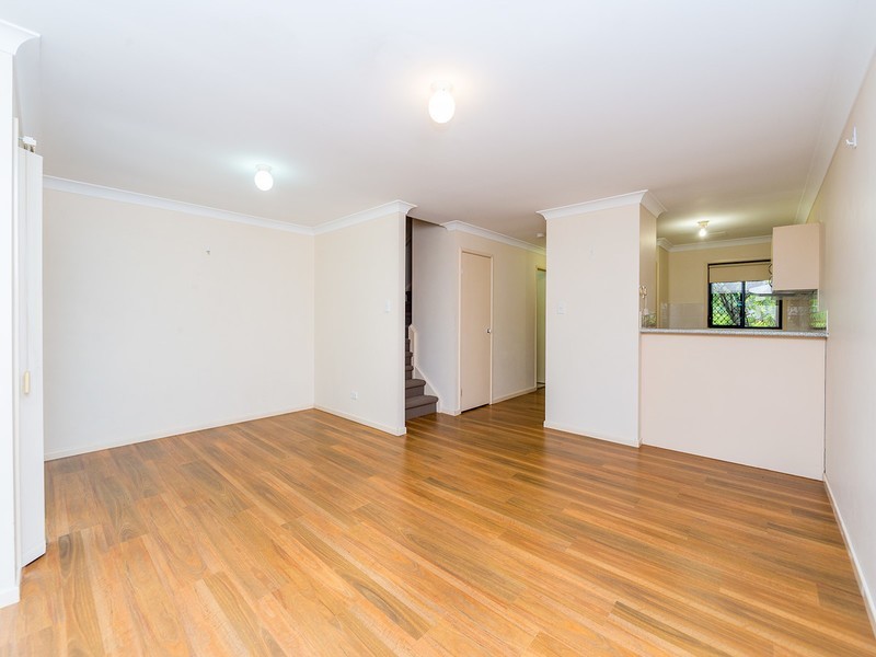 5/72-74 Imperial Parade, Labrador QLD 4215