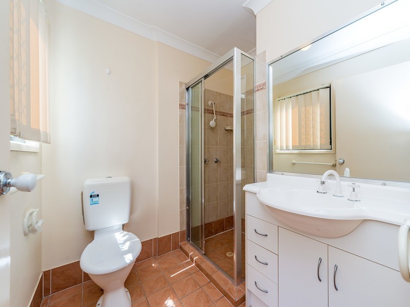 5/72-74 Imperial Parade, Labrador QLD 4215