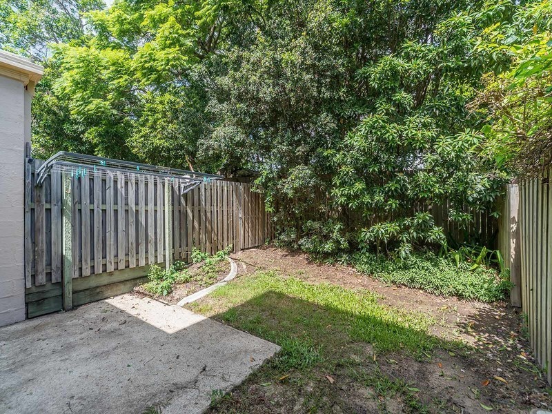 5/72-74 Imperial Parade, Labrador QLD 4215