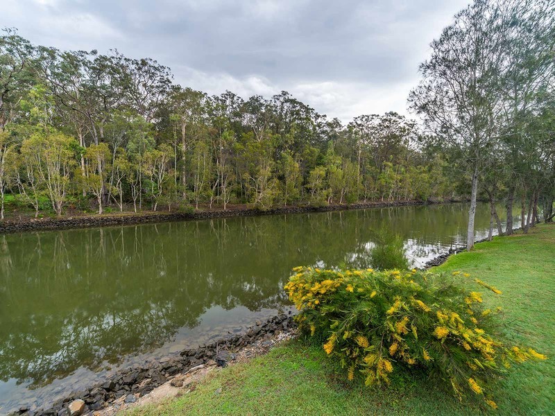 24 The Estuary, Coombabah QLD 4216