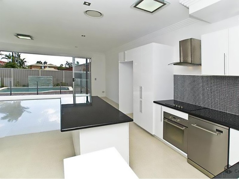 1/397 Bayview Street, Hollywell QLD 4216