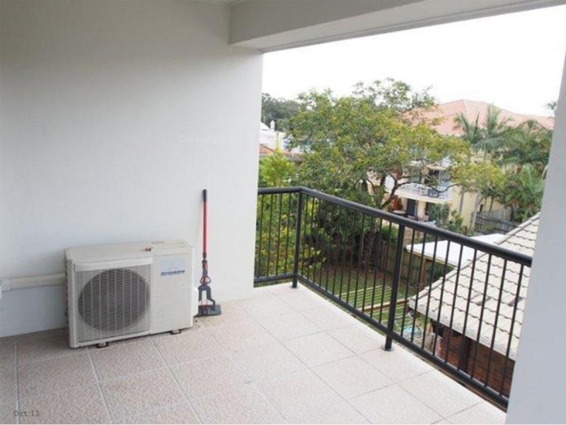 10/15-17 Lloyd Street, Southport QLD 4215
