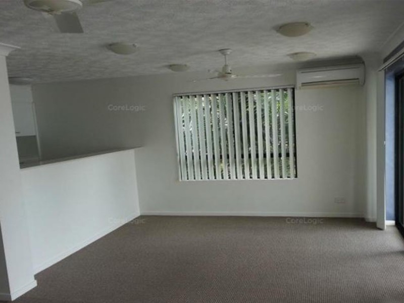 10/15-17 Lloyd Street, Southport QLD 4215