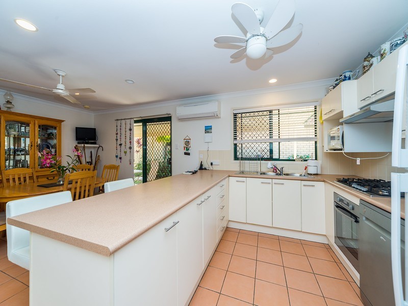 48 Seidler Place, Coombabah QLD 4216