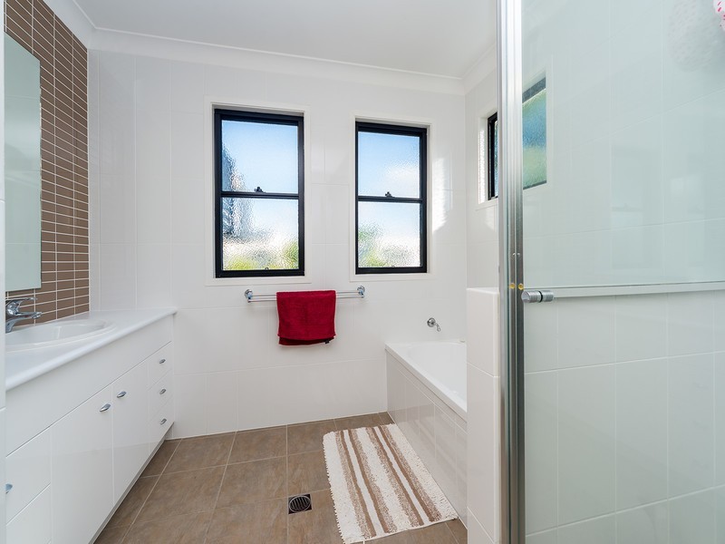 4/368 Pine Ridge Road, Coombabah QLD 4216