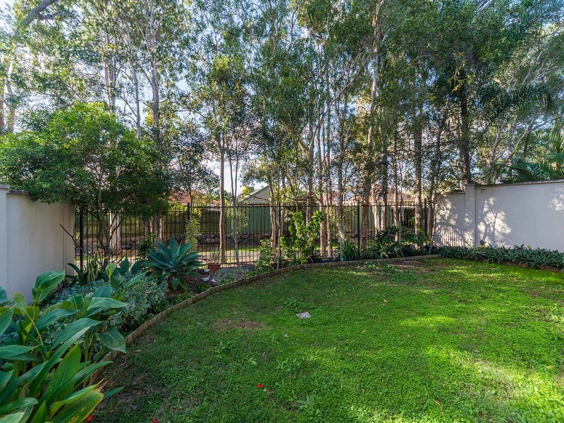 4/368 Pine Ridge Road, Coombabah QLD 4216