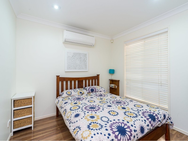 4 Torrens Court, Coombabah QLD 4216