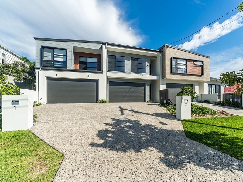 2/54 Milton Avenue, Paradise Point QLD 4216