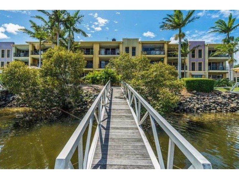 23/14 Jennifer Avenue, Runaway Bay QLD 4216