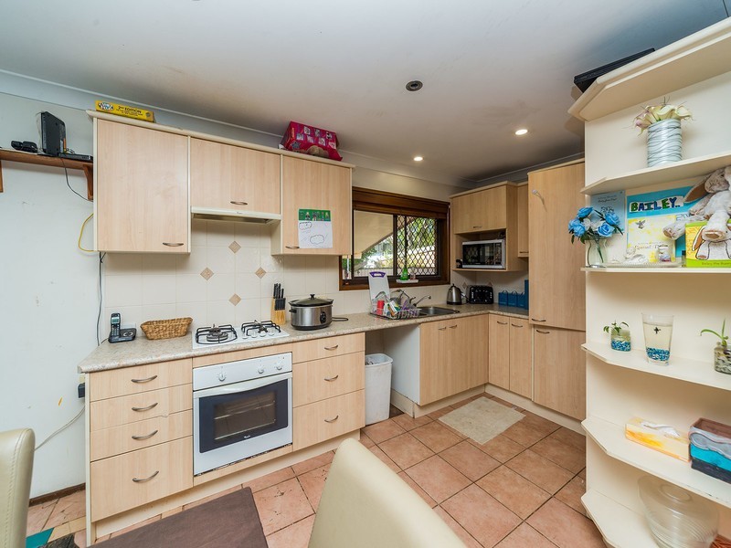 31 Iando Street, Coombabah QLD 4216