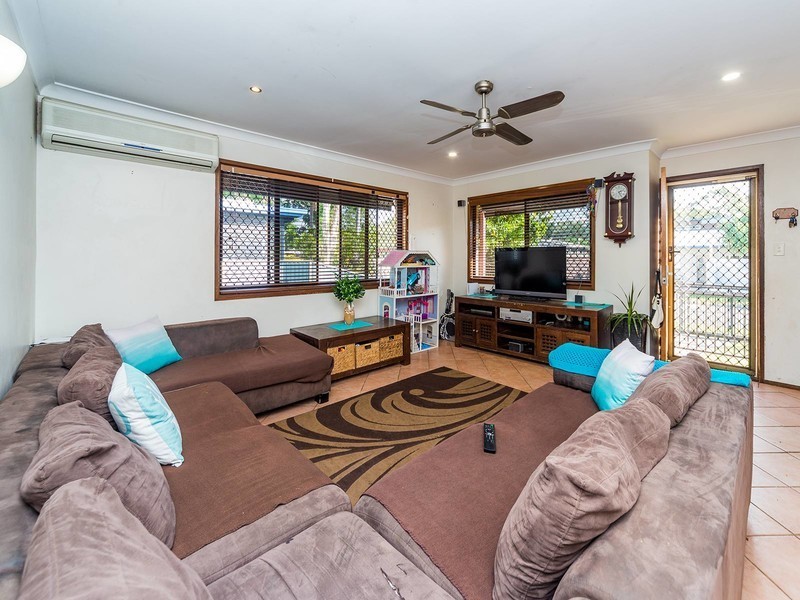 31 Iando Street, Coombabah QLD 4216